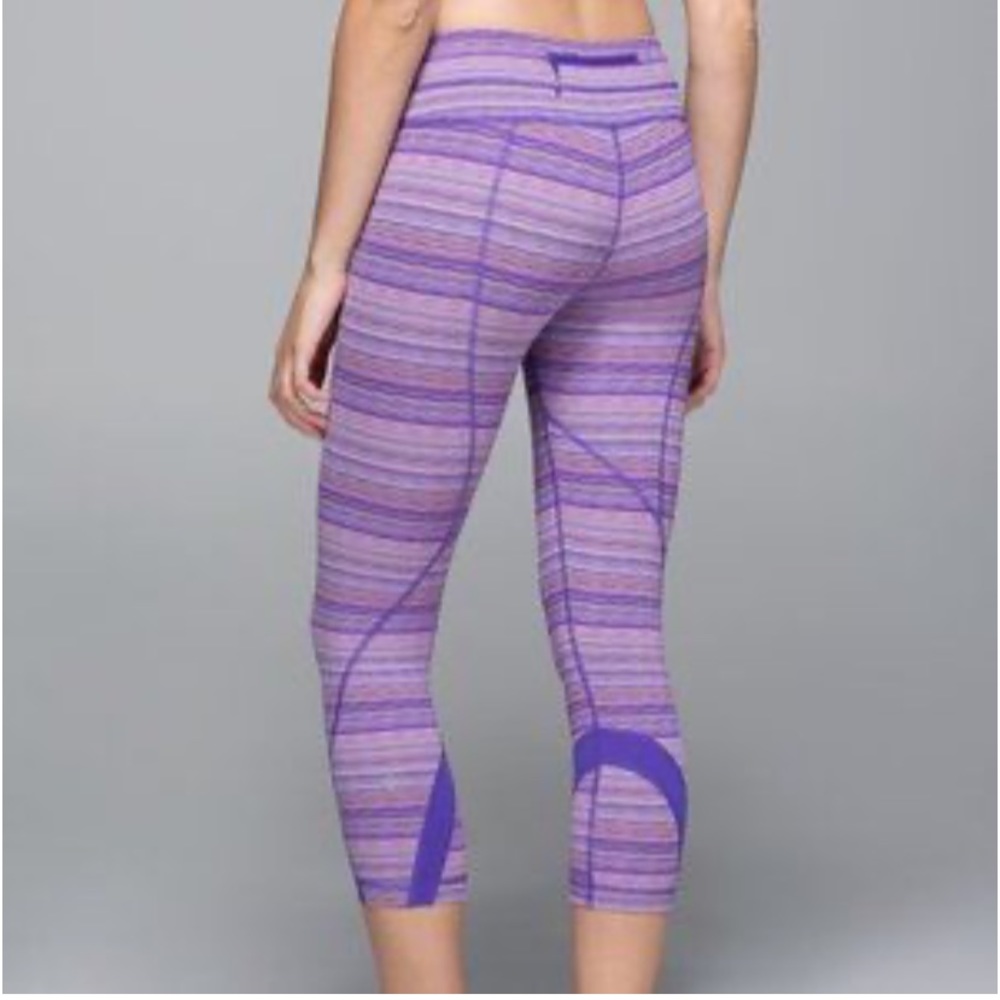 Womens lululemon size 8 purple leggings